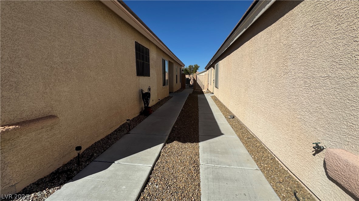 4582 Ordway Drive Property Photo 24