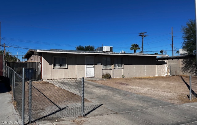 3708 Perliter Avenue Property Photo 1