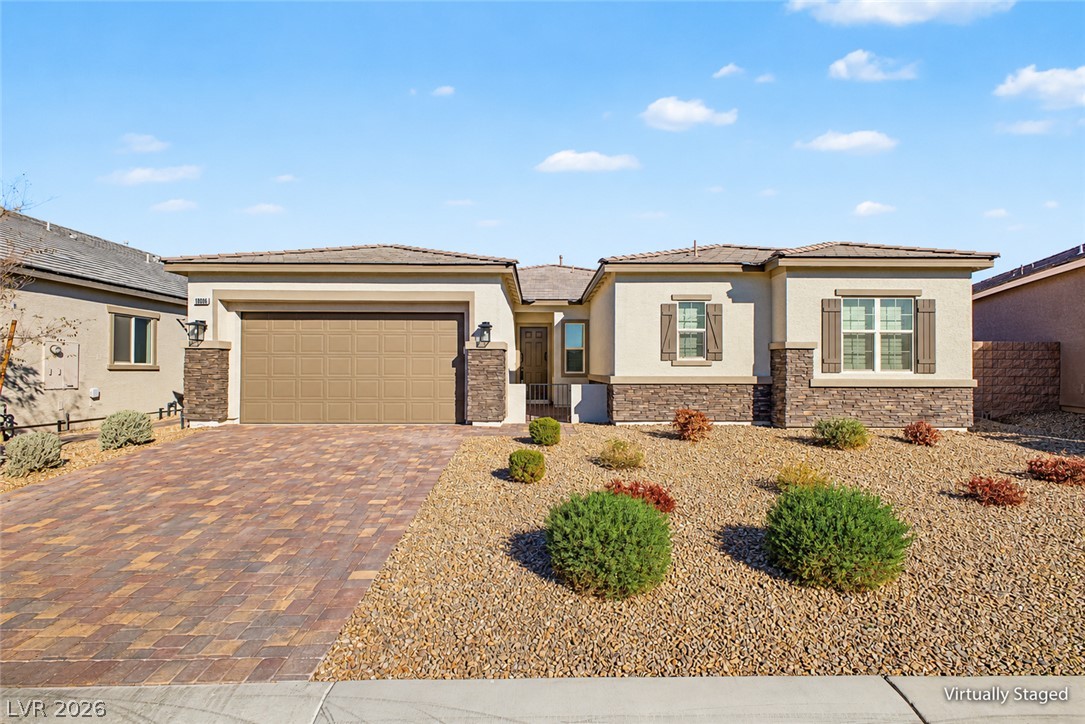 10086 Goff Grove Court Property Photo 2