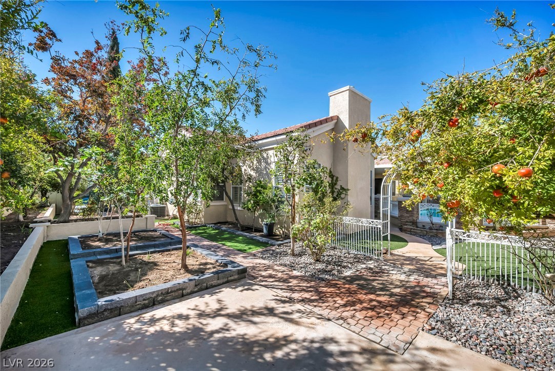 7904 Roxburgh Castle Avenue Property Photo 19