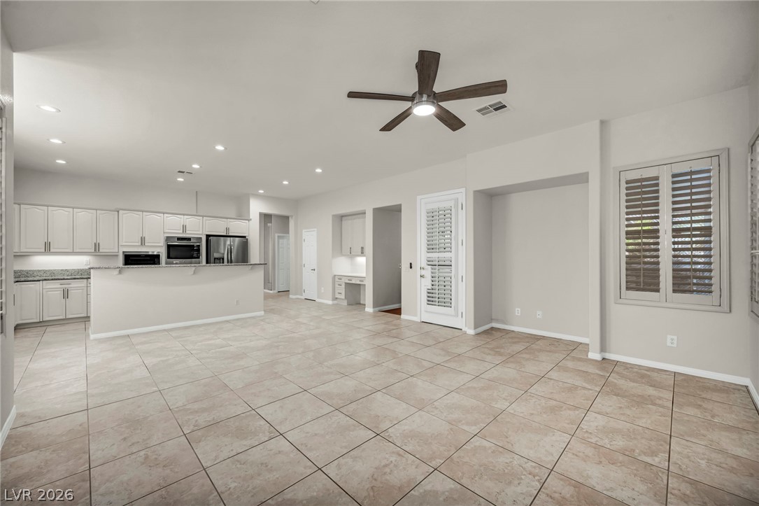 7904 Roxburgh Castle Avenue Property Photo 36