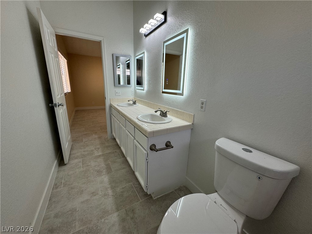 19 Sandwedge Drive Property Photo 11