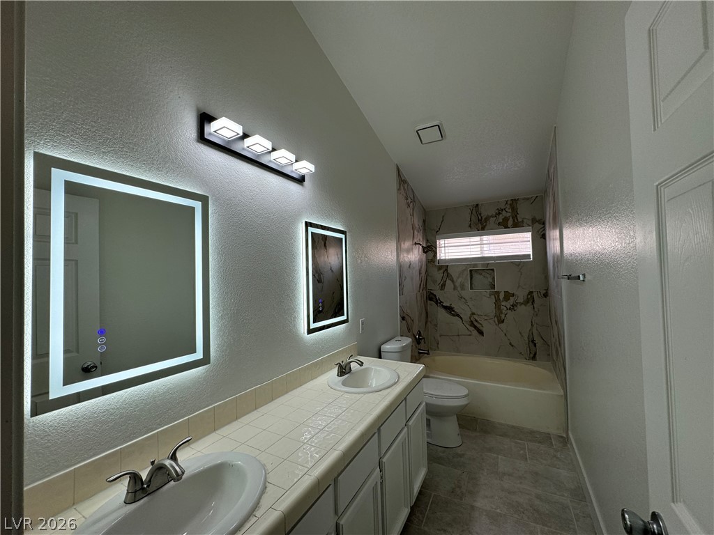 19 Sandwedge Drive Property Photo 12