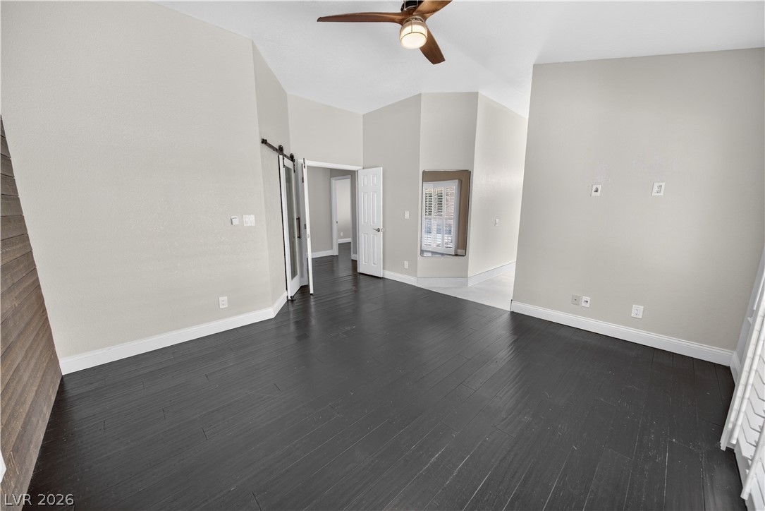 1740 Bluffs Drive Property Photo 28