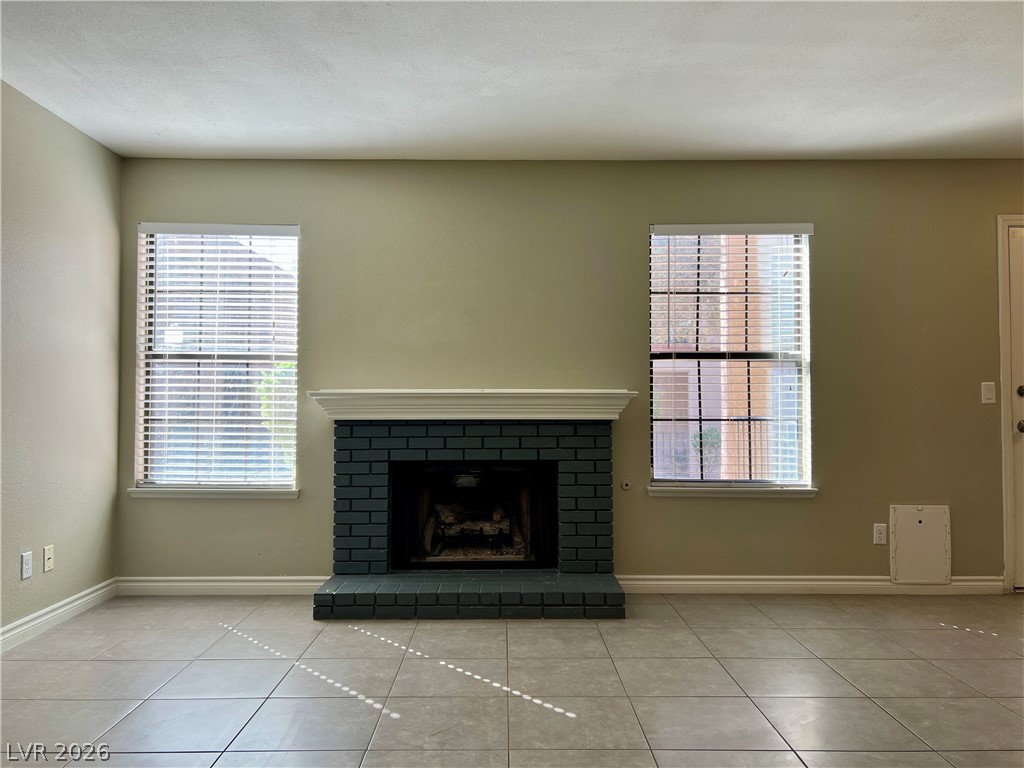 5576 West Rochelle Avenue 15b Property Photo 2