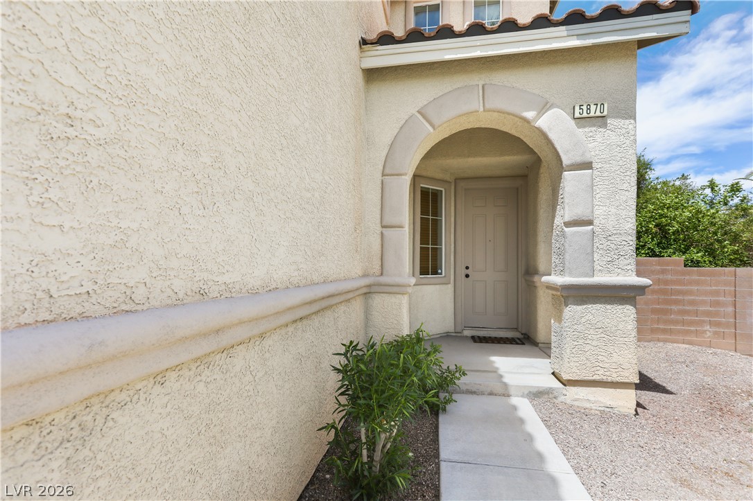 5870 Lustrous Court Property Photo 4