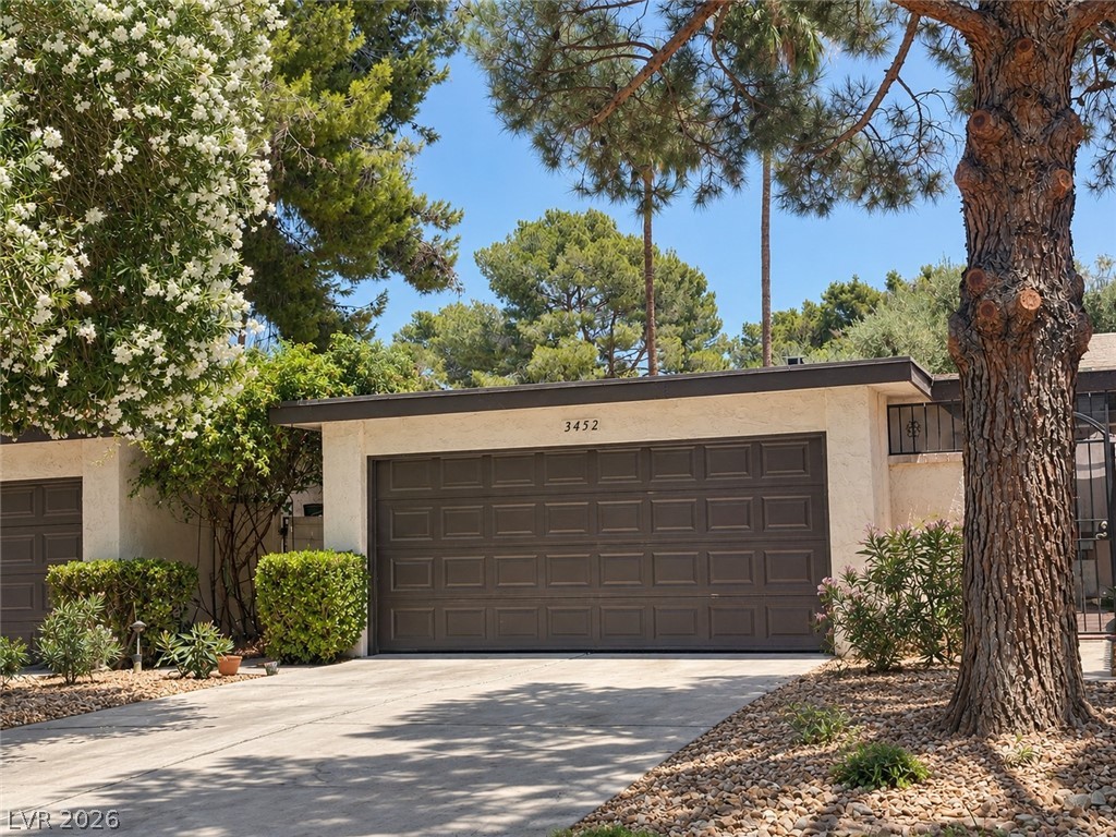 3452 Manzano Circle Property Photo 1