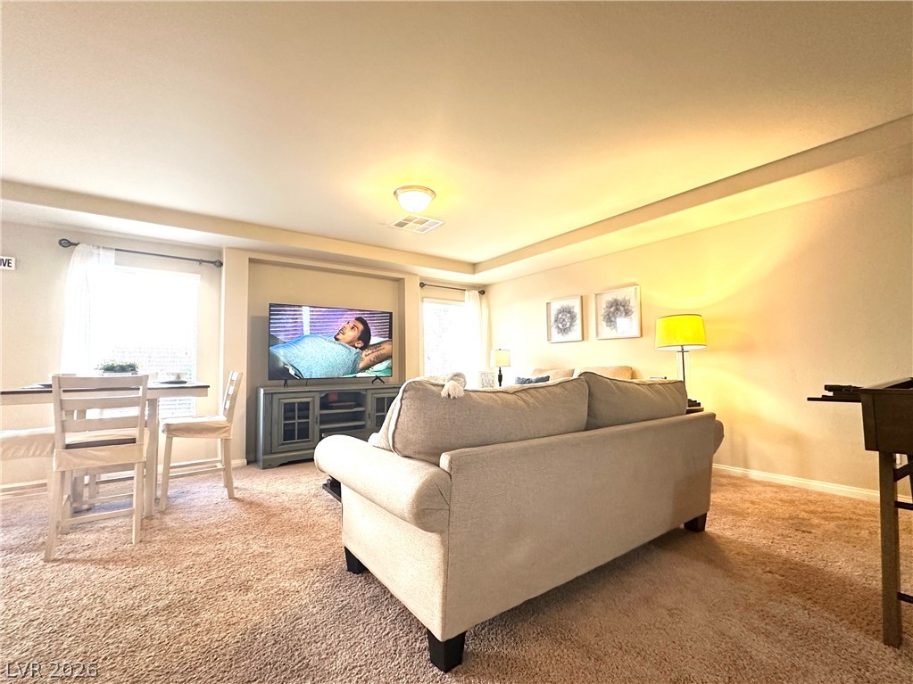 6806 Philharmonic Avenue Property Photo 10