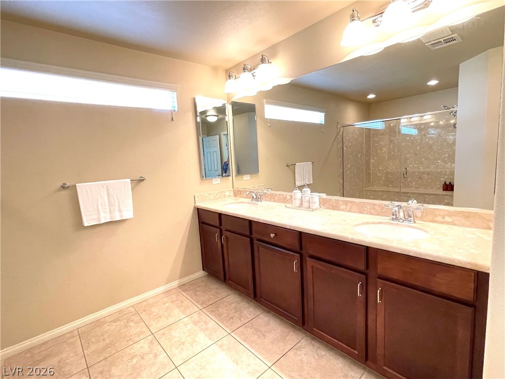 6806 Philharmonic Avenue Property Photo 15