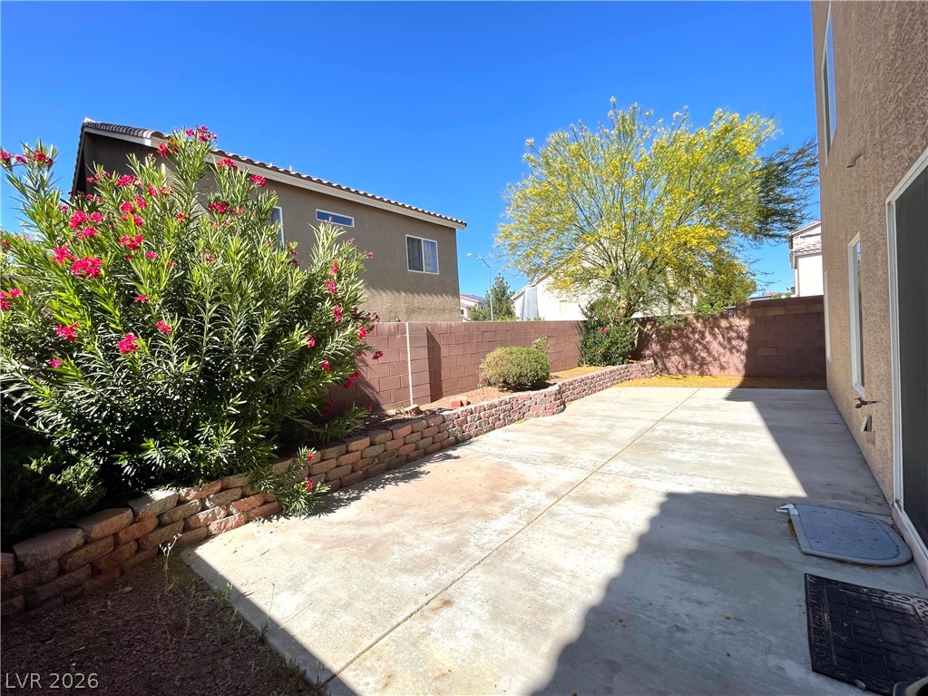 6806 Philharmonic Avenue Property Photo 36