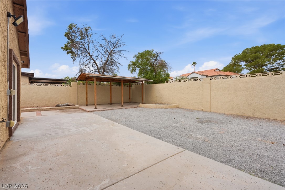 2240 Conchita Street Property Photo 31