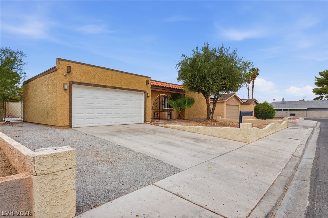 2240 Conchita Street Property Photo 41