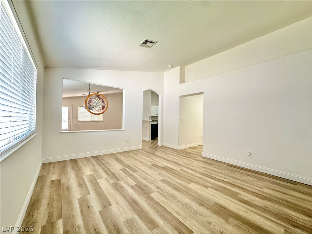 519 Lambourne Court Property Photo 3