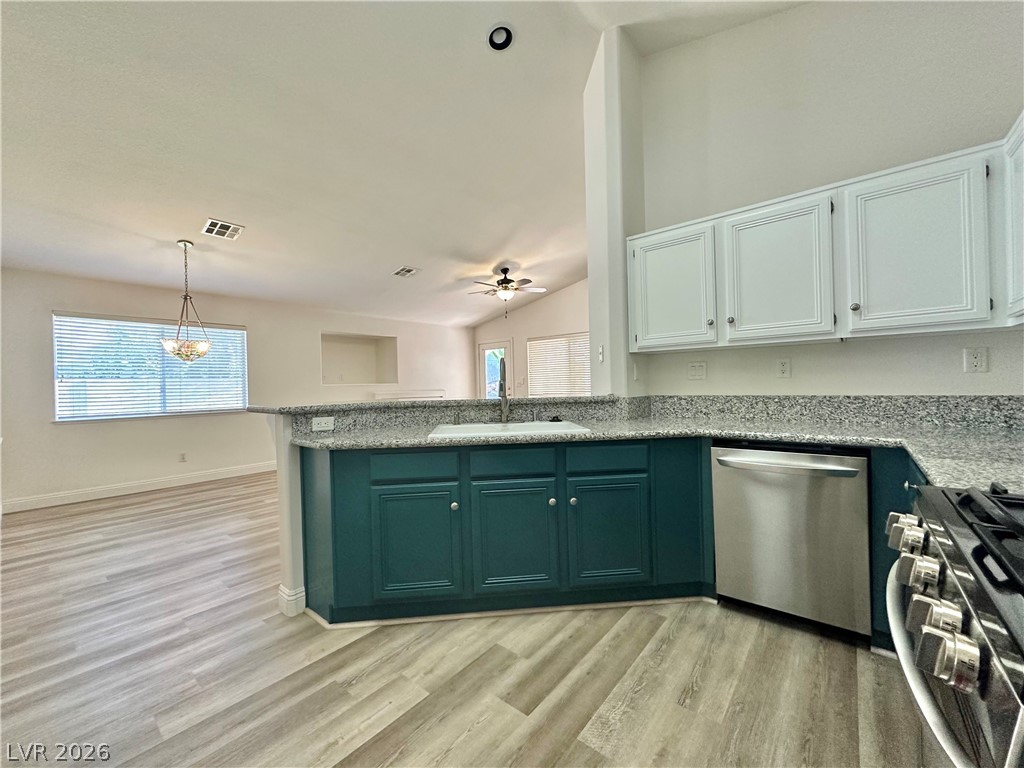 519 Lambourne Court Property Photo 13