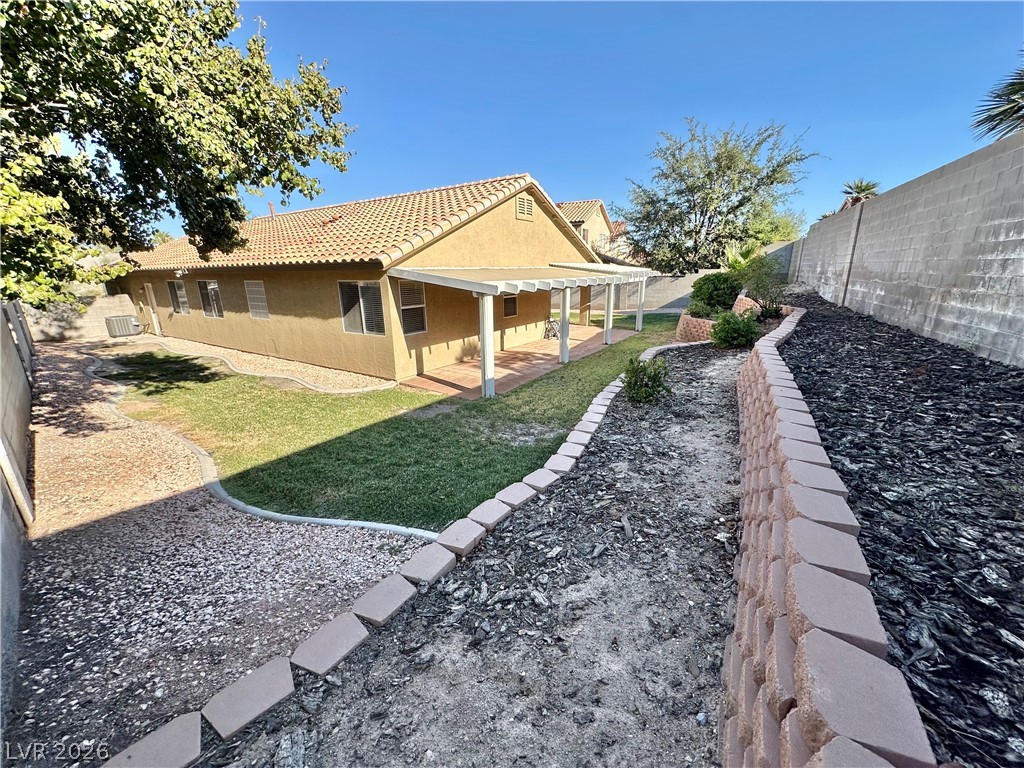 519 Lambourne Court Property Photo 39