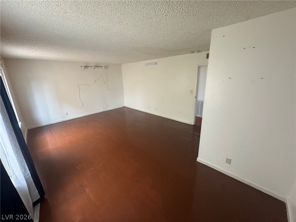 3520 Cambridge Street 4 Property Photo 11