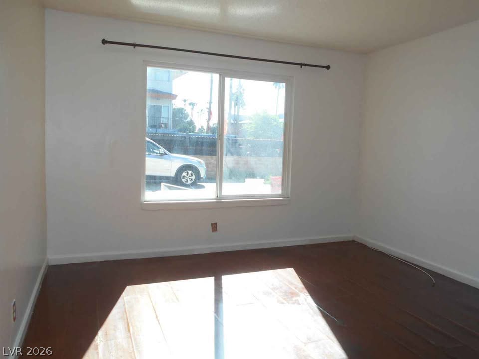 3520 Cambridge Street 4 Property Photo 15
