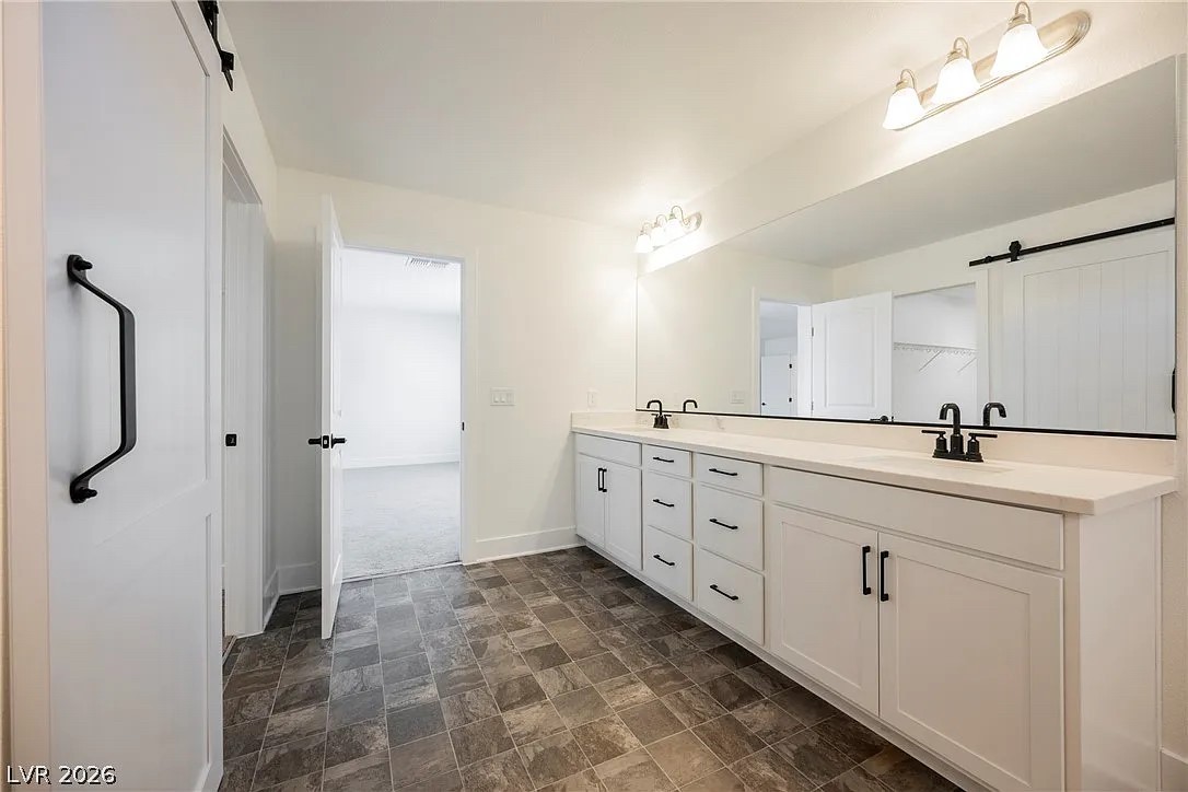 8683 South Black Cordon Road Property Photo 6