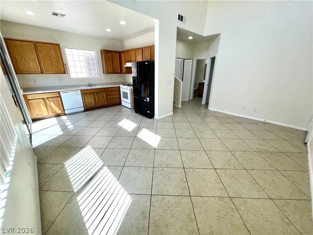 8233 Strawberry Spring Street Property Photo 17