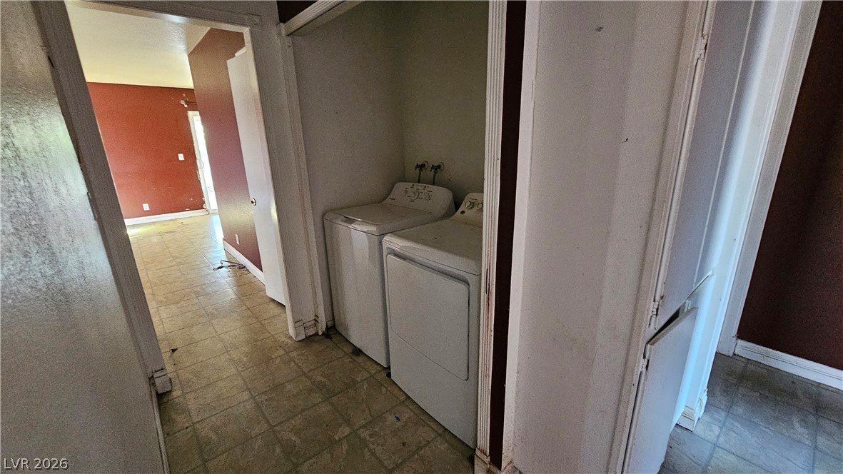 6777 Ledgewood Drive Property Photo 6