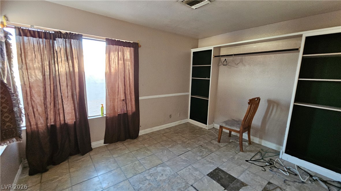 6777 Ledgewood Drive Property Photo 7