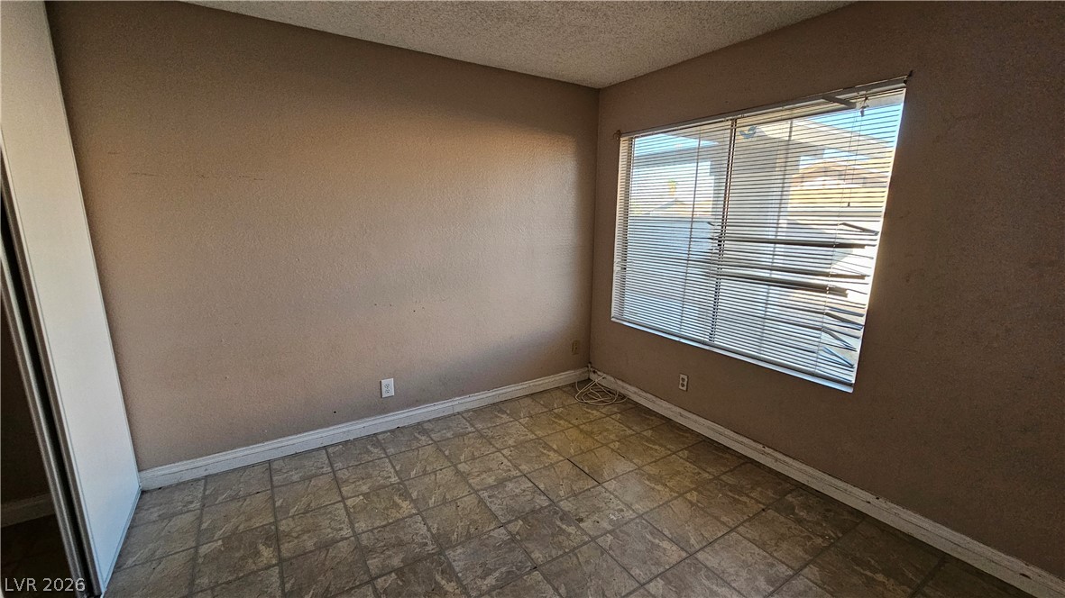 6777 Ledgewood Drive Property Photo 8