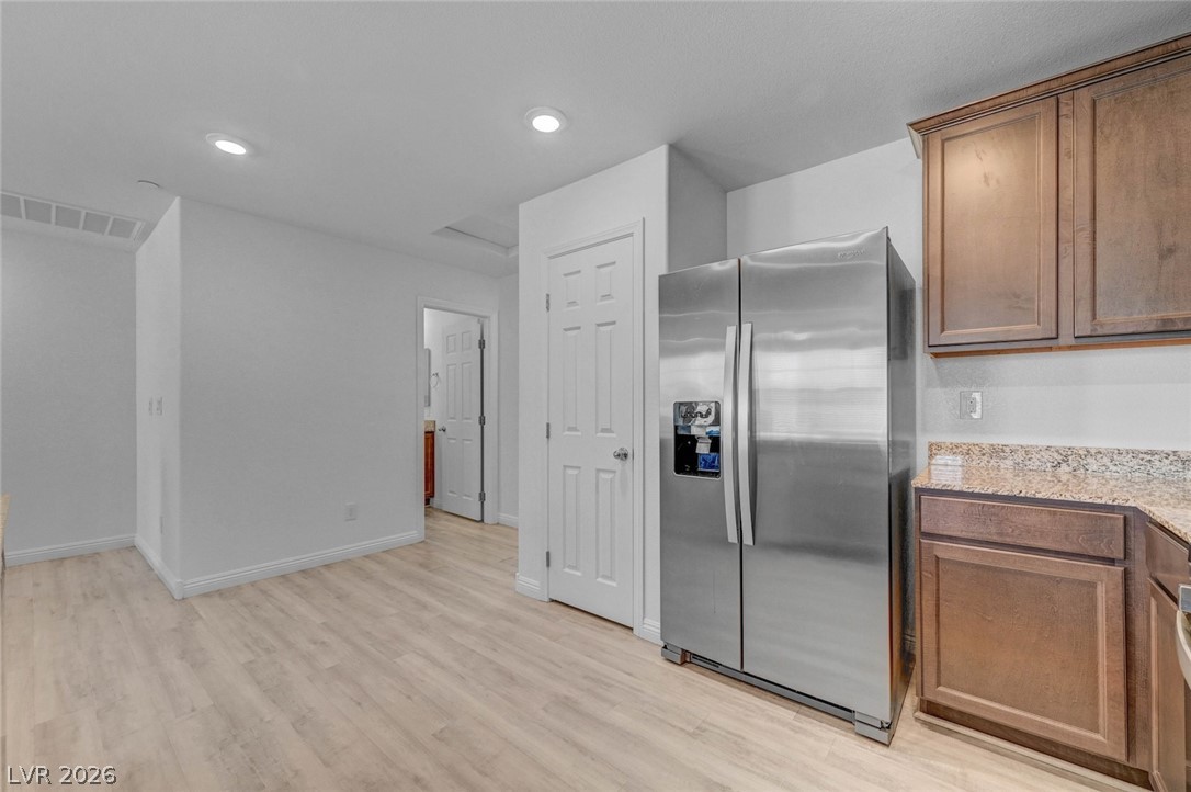 5208 Steep Cliffs Avenue Property Photo 15