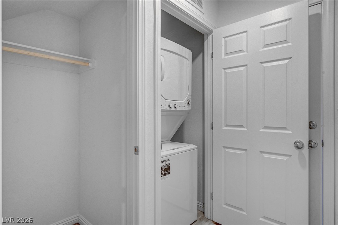 5208 Steep Cliffs Avenue Property Photo 33