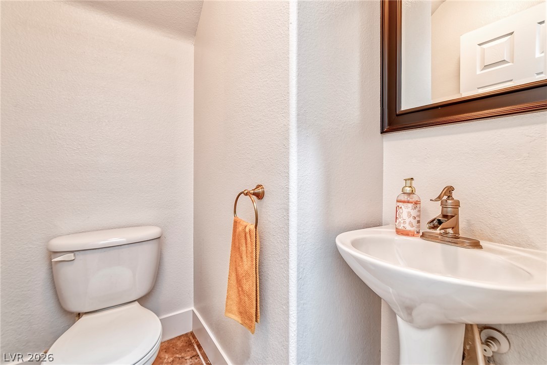 916 Shining Rose Place Property Photo 19