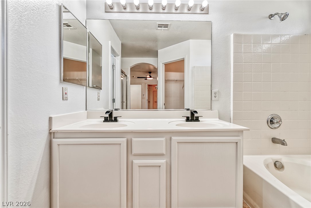 916 Shining Rose Place Property Photo 30