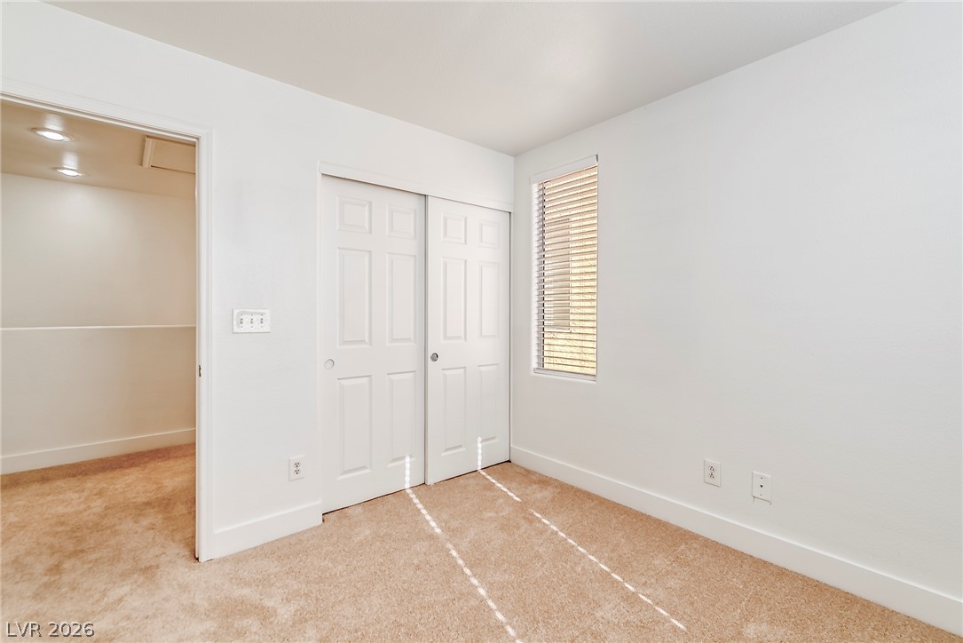 916 Shining Rose Place Property Photo 43