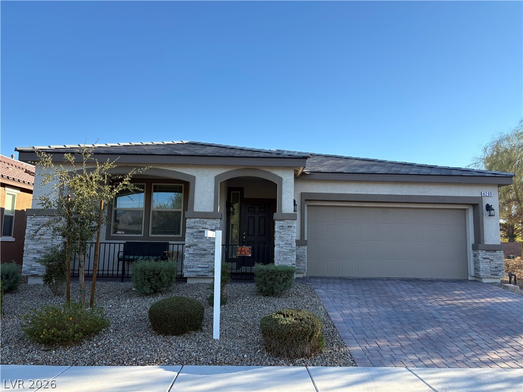 4209 Fairywren Drive Property Photo 1