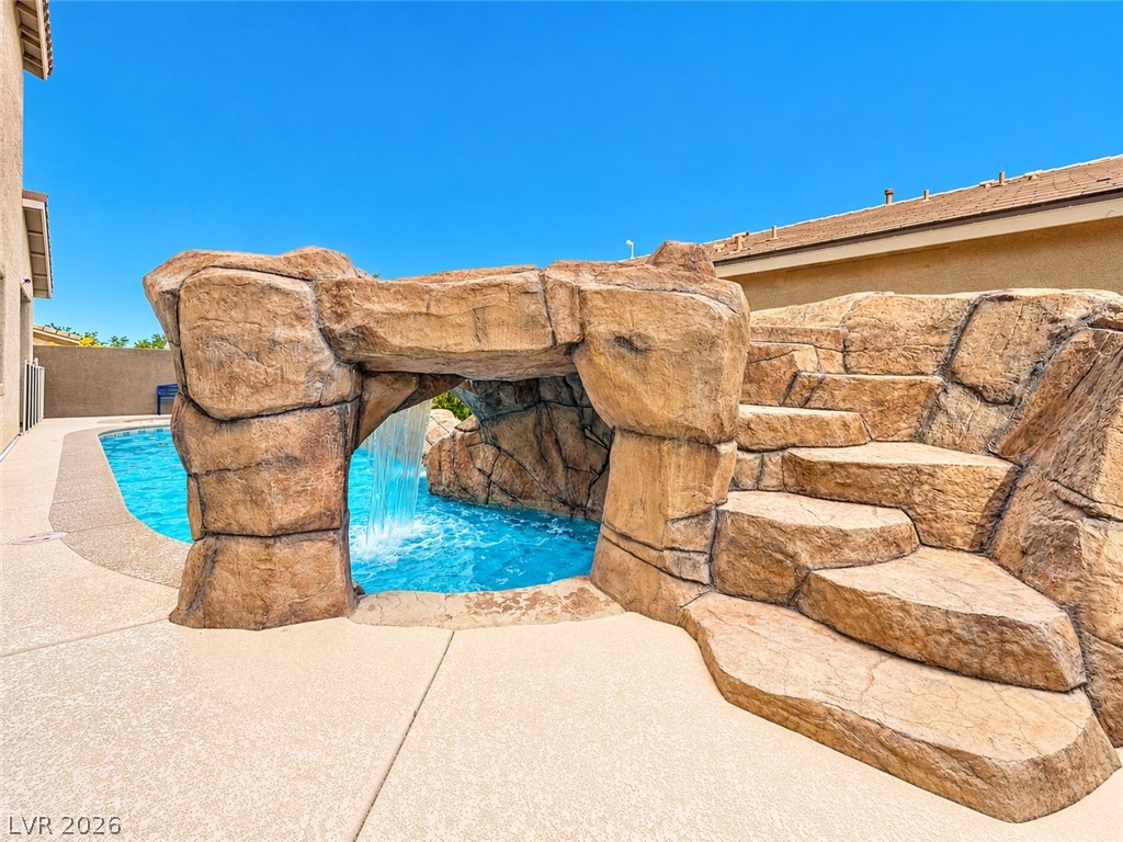 1696 Moss Canyon Avenue Property Photo 45