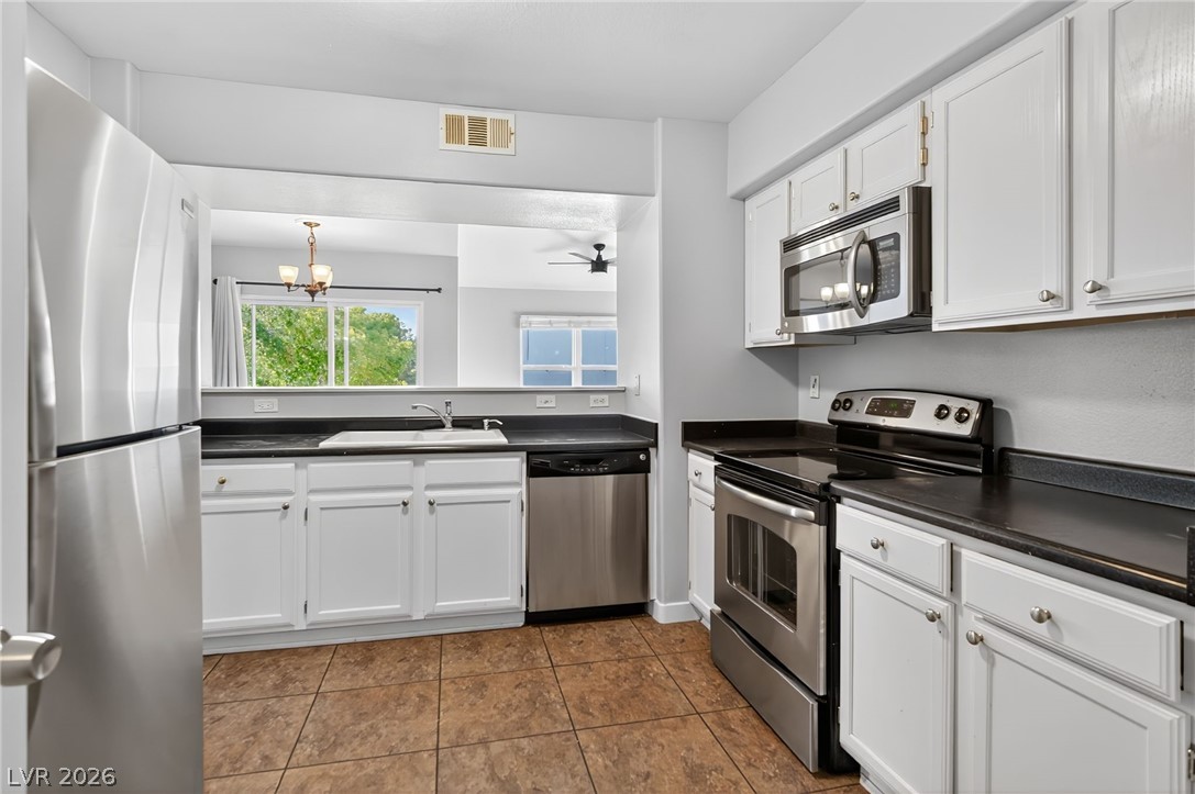 7255 West Sunset Road 2144 Property Photo 5