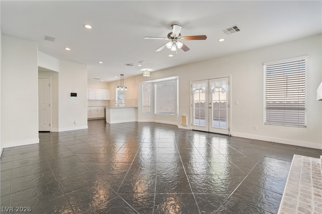 6236 Desert Haven Road Property Photo 5