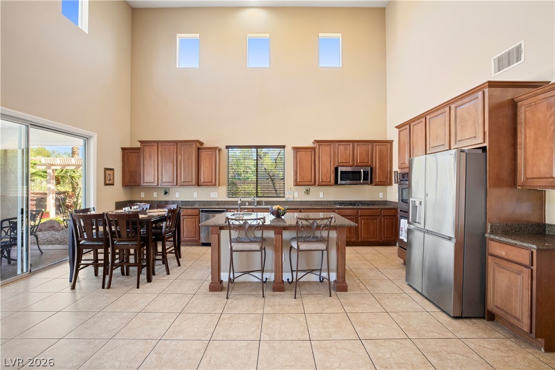 926 Loma Bonita Place Property Photo 12