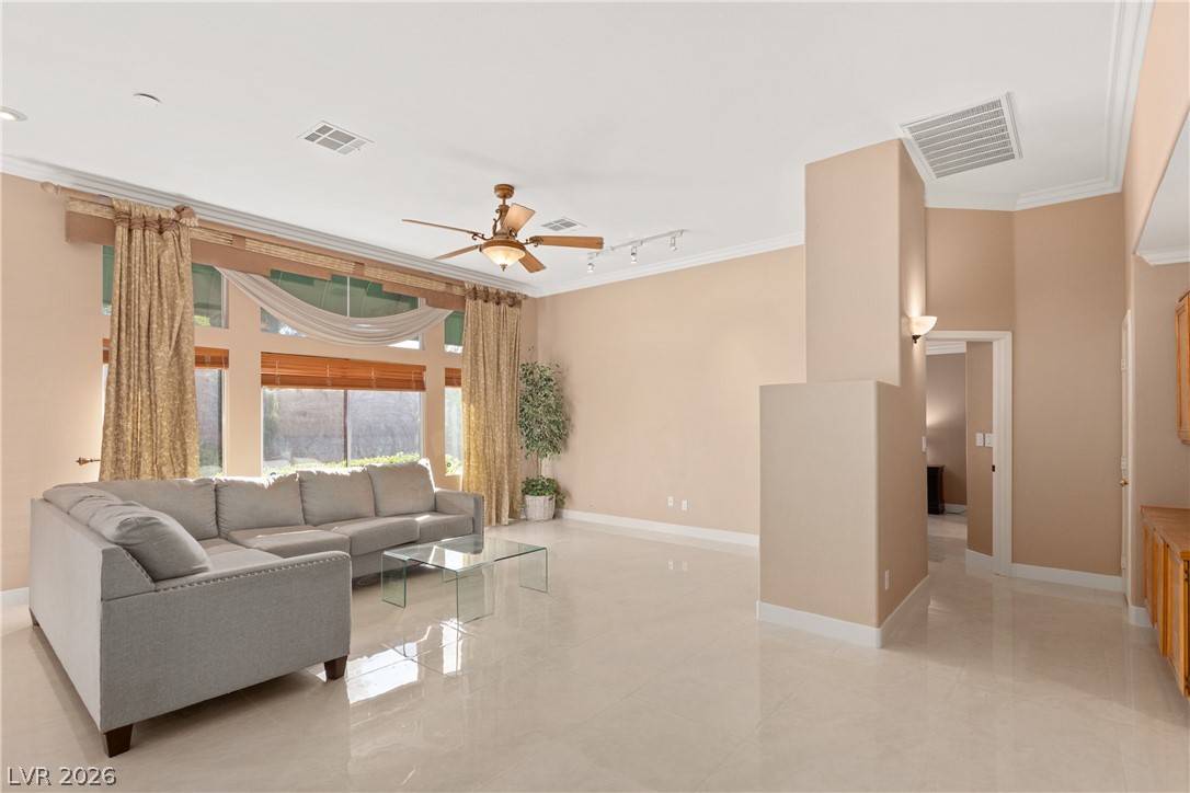 2555 Sundew Avenue Property Photo 2