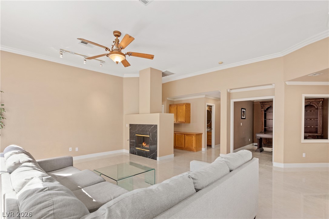 2555 Sundew Avenue Property Photo 4