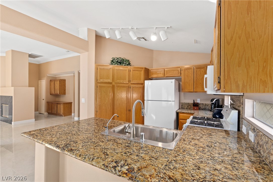 2555 Sundew Avenue Property Photo 9