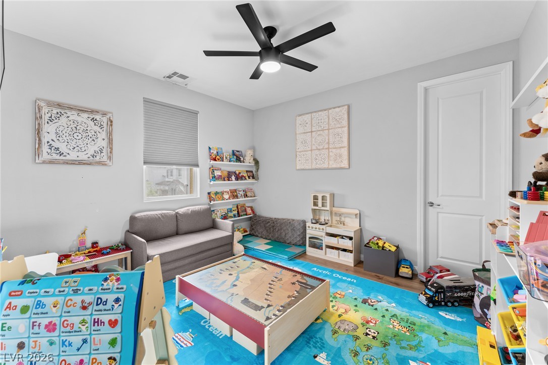 636 Suncrest Peak Place Property Photo 17
