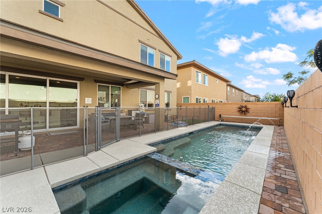 636 Suncrest Peak Place Property Photo 25