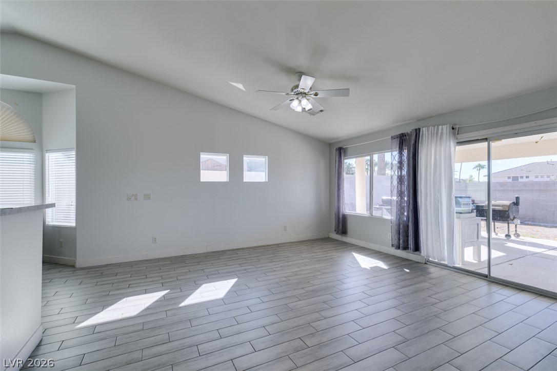 6543 Mahogany Peak Avenue Property Photo 9