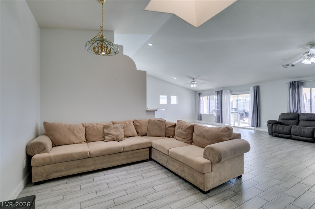 6543 Mahogany Peak Avenue Property Photo 22