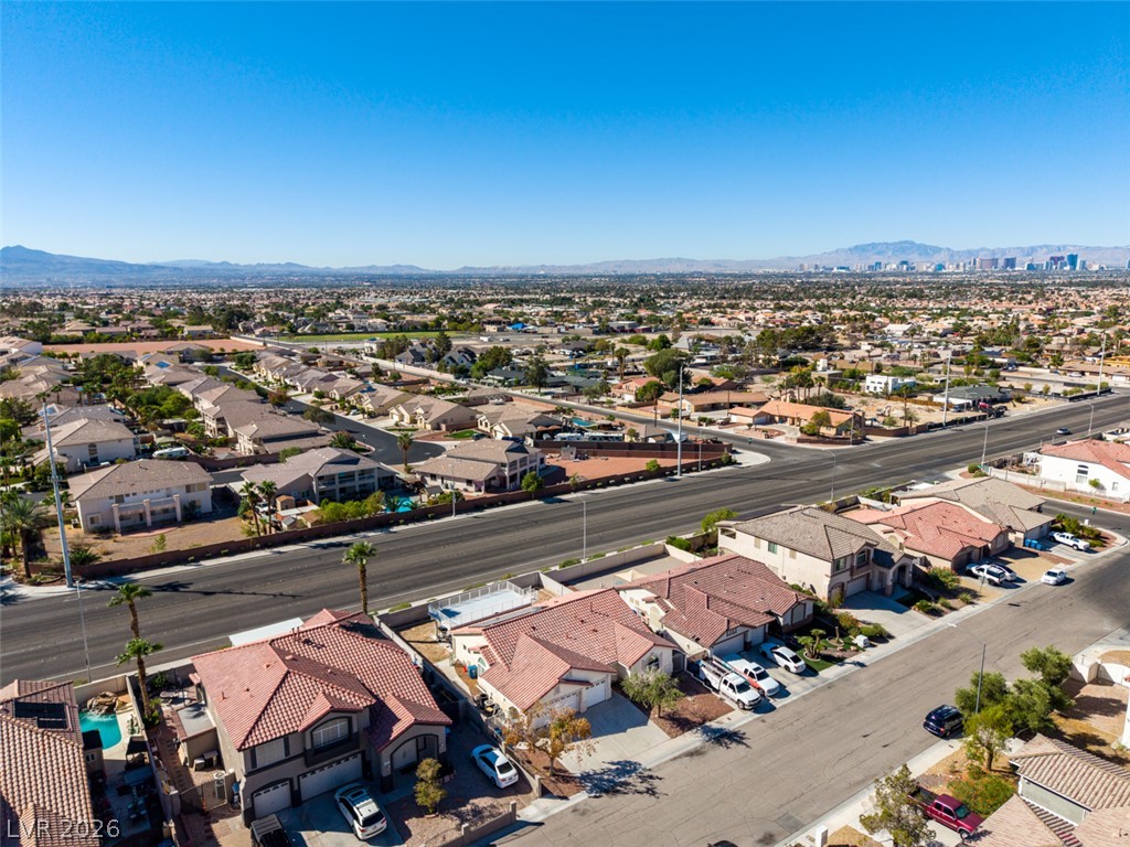 6543 Mahogany Peak Avenue Property Photo 42