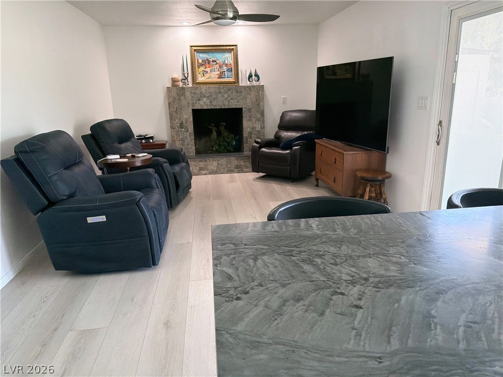 5855 West Oakey Boulevard Property Photo 18