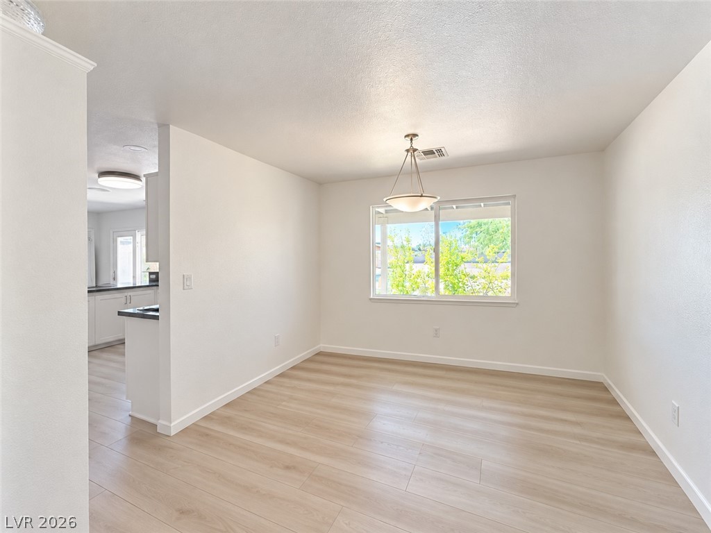 5855 West Oakey Boulevard Property Photo 27