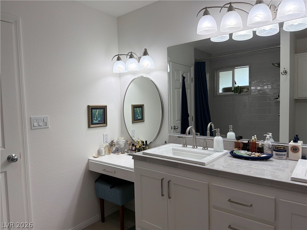 5855 West Oakey Boulevard Property Photo 38