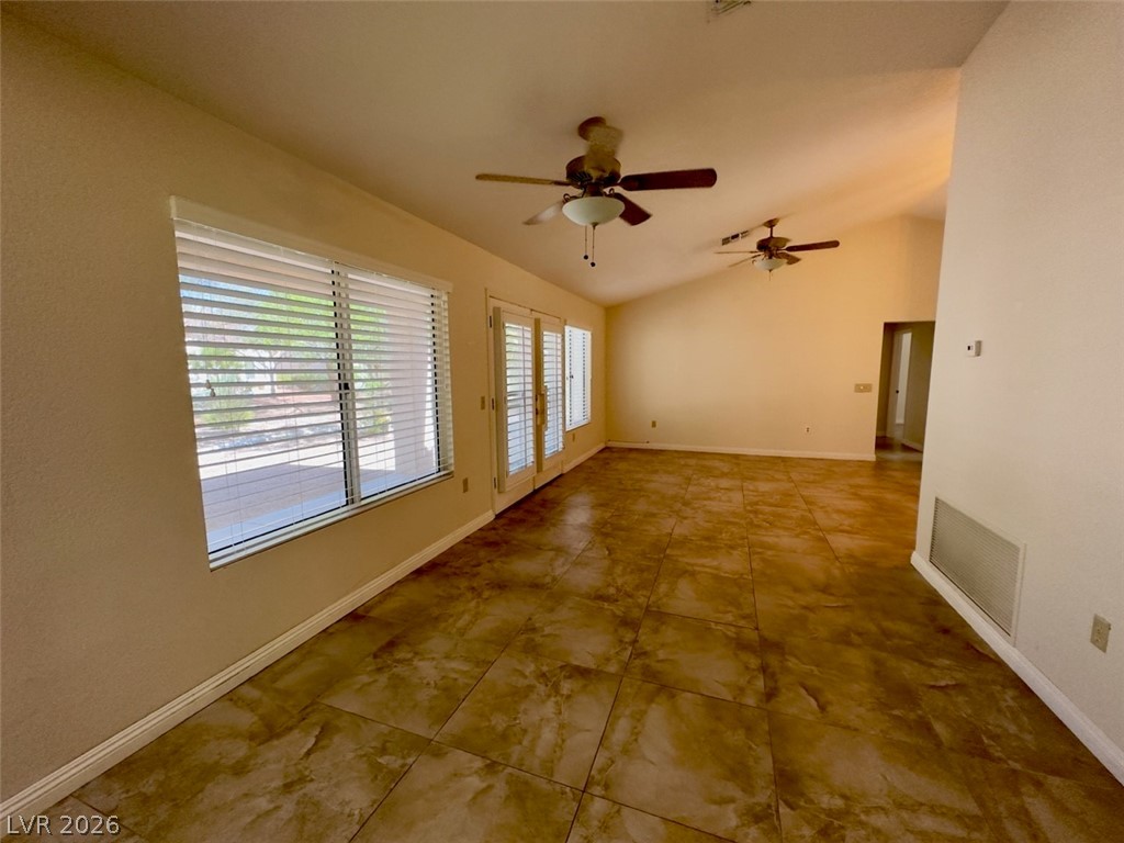 2519 Sungold Drive Property Photo 8