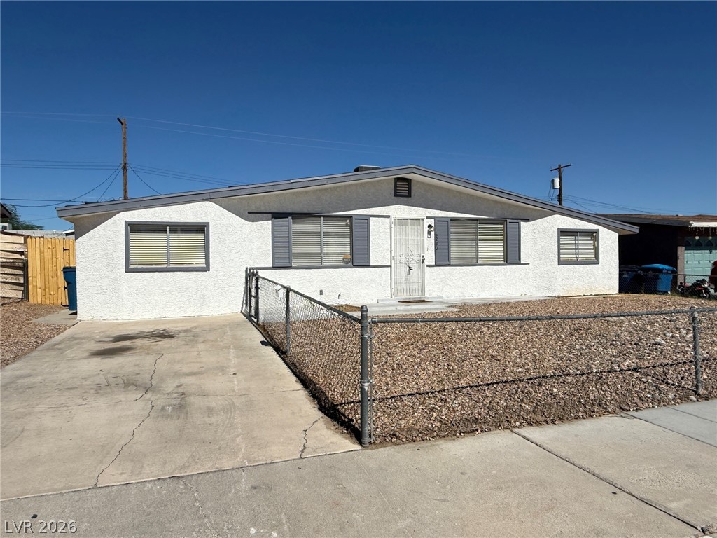 6220 Bourbon Way Property Photo 1