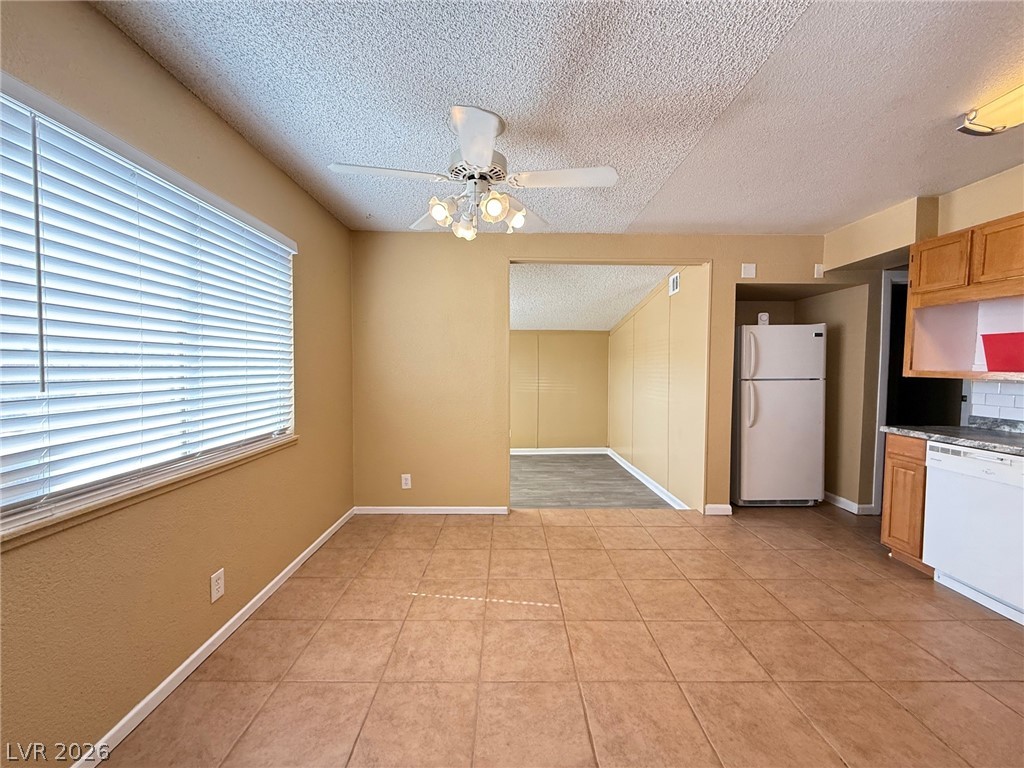 6220 Bourbon Way Property Photo 4
